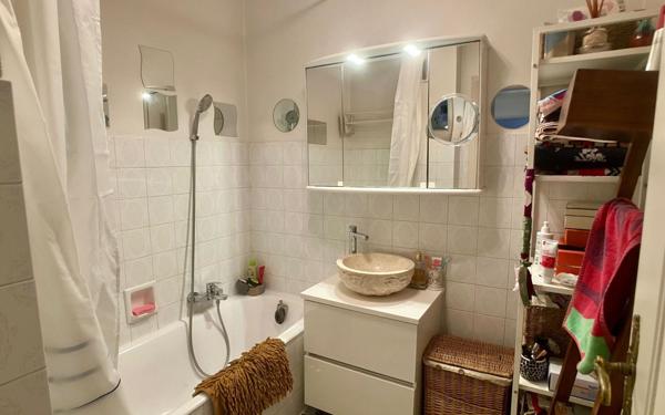 Appartement à vendre    2 pièces • 49,67 m2 Nice
