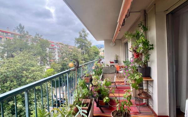 Appartement à vendre    2 pièces • 49,67 m2 Nice