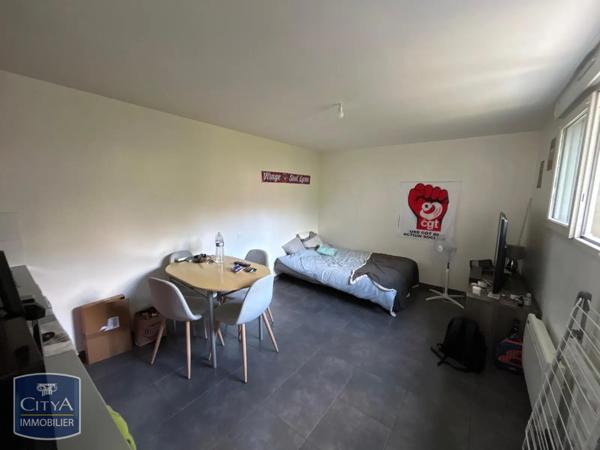 Appartement à louer 1 pièce 22.74m²