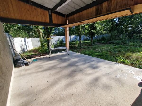 Terrain à vendre proche VEZELISE (54) TERRAIN à bâtir de 1072 m2 avec ATELIER et TERRASSE COUVERTE