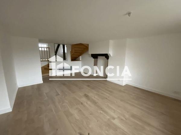 Location Appartement 2 pièces 51.04 m² - 7 PLACE YVES LE TROCQUER Pontrieux 22260