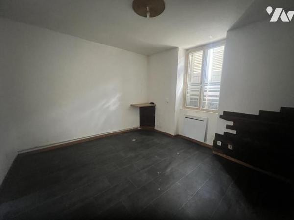 LA FERTE MACE, maison 2ch avec cour
