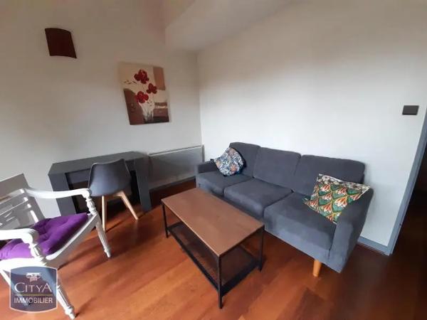 Appartement à louer 2 pièces 37.58m² Poitiers (86000)