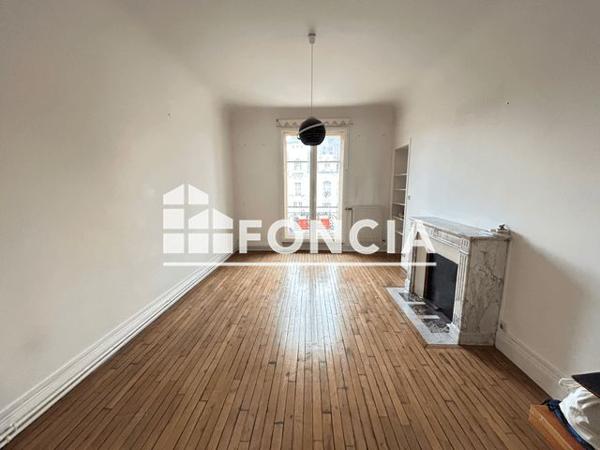 Location Appartement 4 pièces 130 m² - Charleville Mezieres 08000