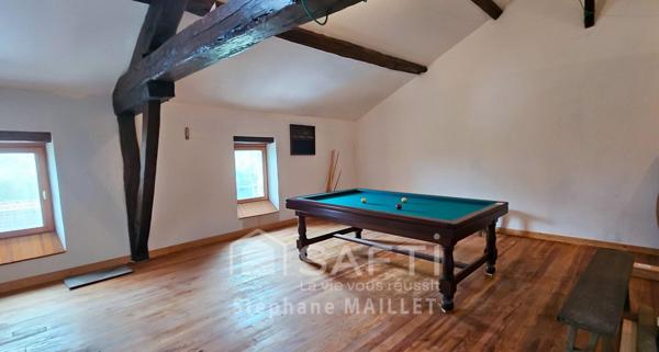 Maison de ville spacieuse au fort potentiel