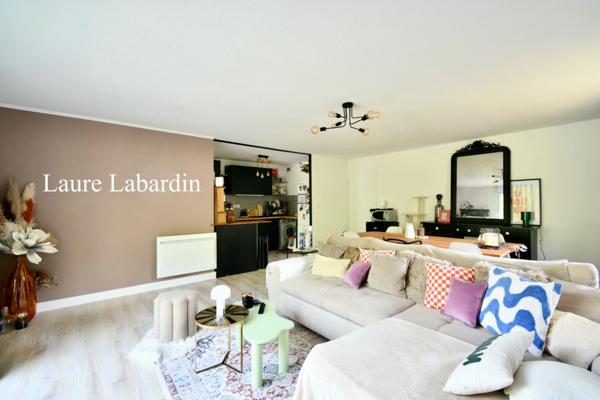 Appartement à louer à AGEN (47), 2 chambres, terrasse, places de parking, cave