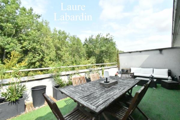 Appartement à louer à AGEN (47), 2 chambres, terrasse, places de parking, cave