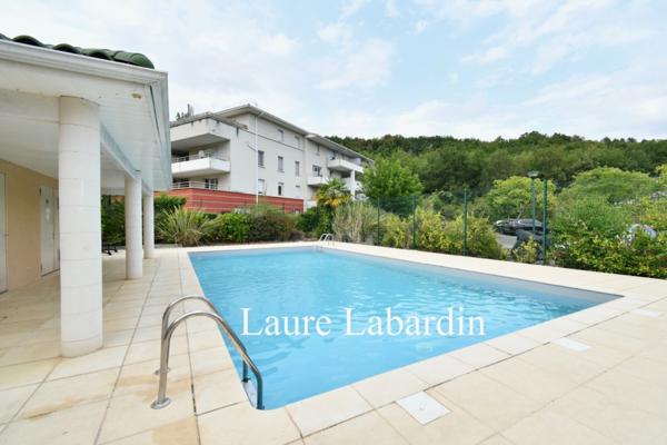 Appartement à louer à AGEN (47), 2 chambres, terrasse, places de parking, cave