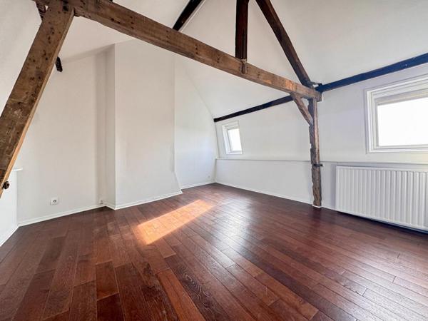 A VENDRE : T4 à LILLE • Vieux lille • 299 000 € FAI • Réf. 1714