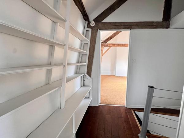 A VENDRE : T4 à LILLE • Vieux lille • 299 000 € FAI • Réf. 1714