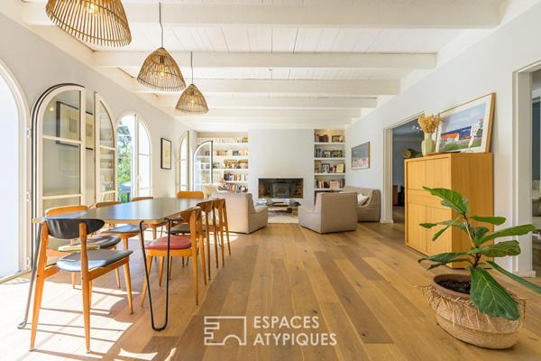 Douceur de vivre, villa singulière au coeur de son jardin méditerranéen avec piscine