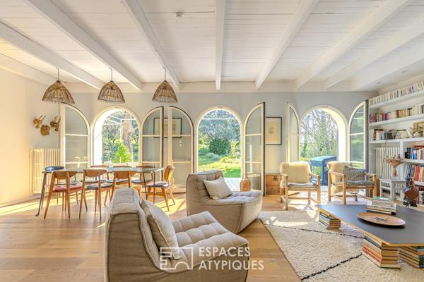 Douceur de vivre, villa singulière au coeur de son jardin méditerranéen avec piscine