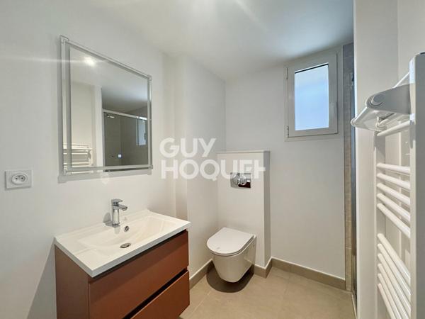 TOURGEVILLE PLAGE - Location à l'année - 2 pièces avec jardin