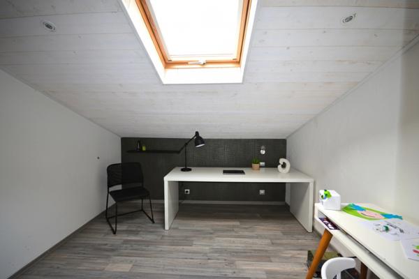 GRESY-SUR-ISERE (73) MAISON Mitoyenne T4 de 136m2 + T2 de 51m2