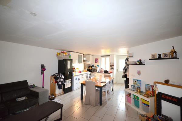 GRESY-SUR-ISERE (73) MAISON Mitoyenne T4 de 136m2 + T2 de 51m2