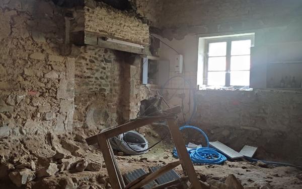 Maison à vendre    1 pièce •  Ambazac