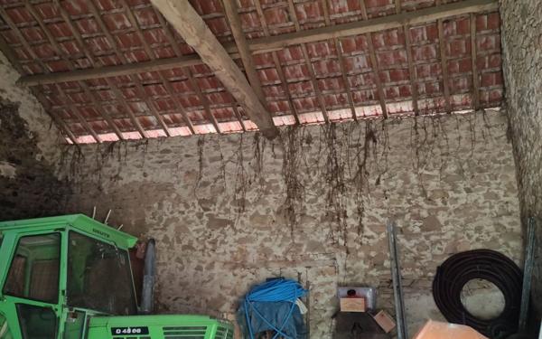 Maison à vendre    1 pièce •  Ambazac