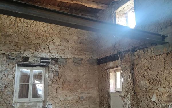 Maison à vendre    1 pièce •  Ambazac