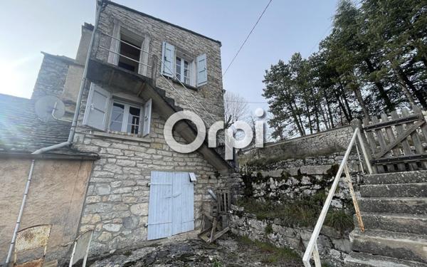 Maison à vendre    2 pièces •  Hures-la-Parade