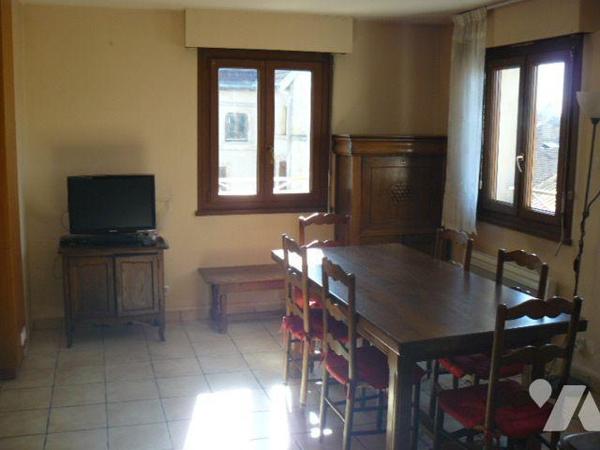 Appartement à Vendre à Rambervillers (88700) en Vosges (88)

Cette annonce présente un appart...