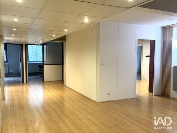 Location bureaux 285 m² Évry-Courcouronnes