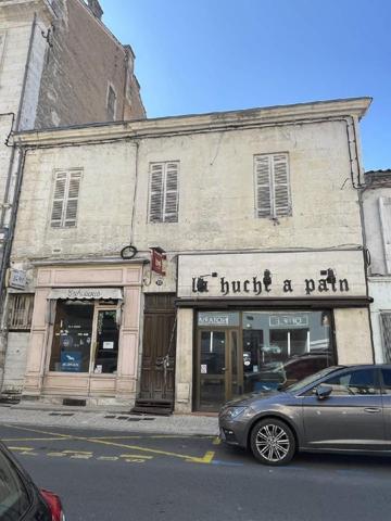 Local mixte (Professionnel/Habitation) à vendre à Ribérac en Dordogne (24600), ref : 077/1632