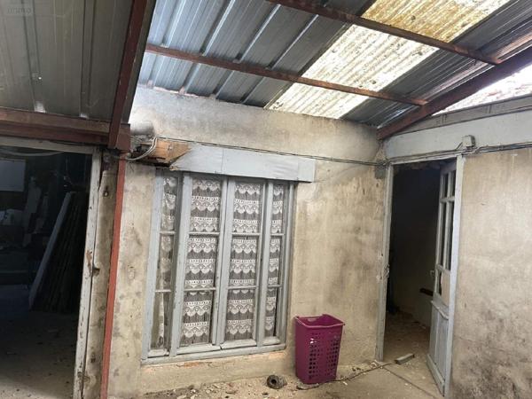 Local mixte (Professionnel/Habitation) à vendre à Ribérac en Dordogne (24600), ref : 077/1632