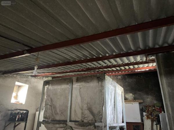 Local mixte (Professionnel/Habitation) à vendre à Ribérac en Dordogne (24600), ref : 077/1632