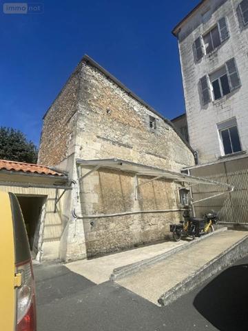 Local mixte (Professionnel/Habitation) à vendre à Ribérac en Dordogne (24600), ref : 077/1632