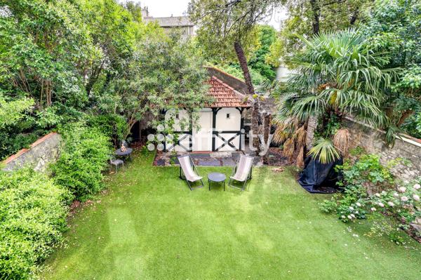 Appartement
         8 pièces
        - 264 m² Bien prestige 1 490 000 € *