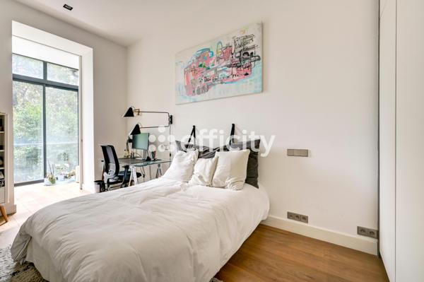 Appartement
         8 pièces
        - 264 m² Bien prestige 1 490 000 € *