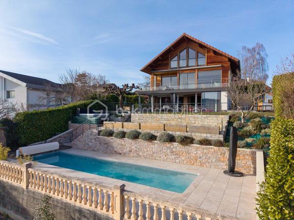 Maison contemporaine de 212 m²