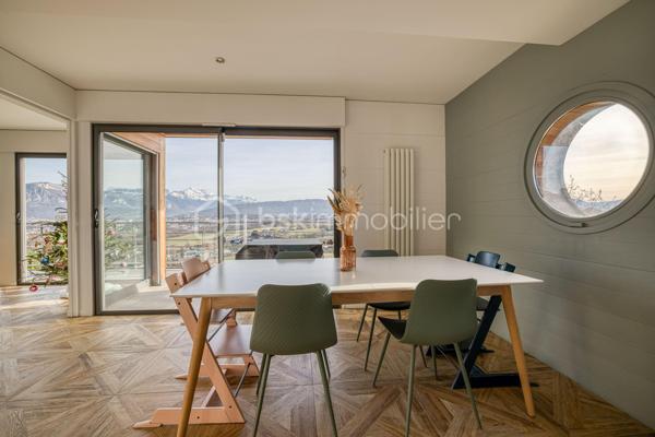 Maison contemporaine de 212 m²