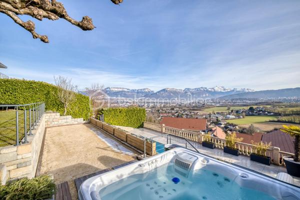 Maison contemporaine de 212 m²