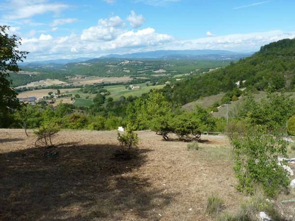 A VILLEMUS, SUPERBE TERRAIN CONSTRUCTIBLE DE 1 628 m²