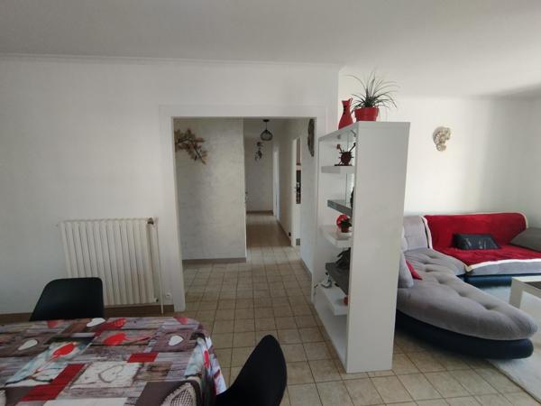 Maison à Locminé, 56500 - 6 pièces 106m²