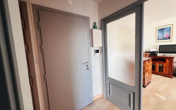 Appartement à vendre    3 pièces • 61,20 m2 Toulon