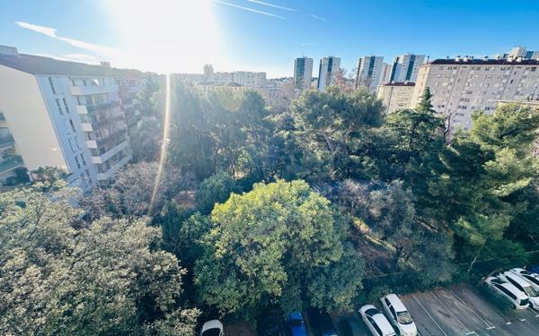 Appartement à vendre    3 pièces • 61,20 m2 Toulon