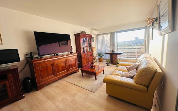 Appartement à vendre    3 pièces • 61,20 m2 Toulon