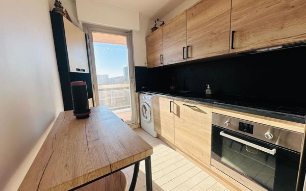 Appartement à vendre    3 pièces • 61,20 m2 Toulon