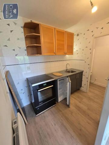 Appartement à louer 3 pièces 51.79m² Vayres (33870)