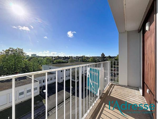 LAVAL - Secteur "MURAT" - Appartement T3 - Balcon - cave