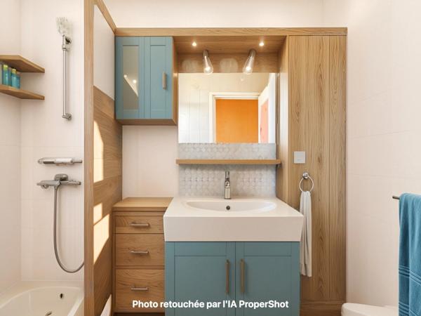 Vaste Maison individuelle P8 à rénover - LE VERNET (03200) - Terrain - garage, carport et atelier.