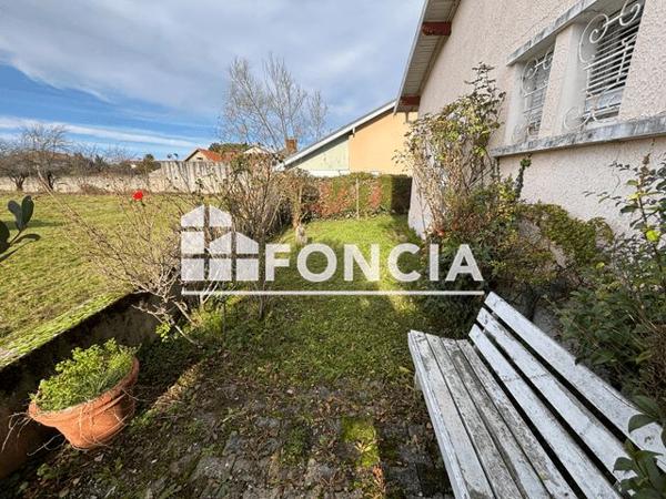 Location Maison 5 pièces 95.71 m² - 1 bis rue du 8 Mai Semeac 65600