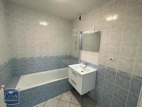 Appartement à louer 3 pièces 63.54m² Dijon (21000)