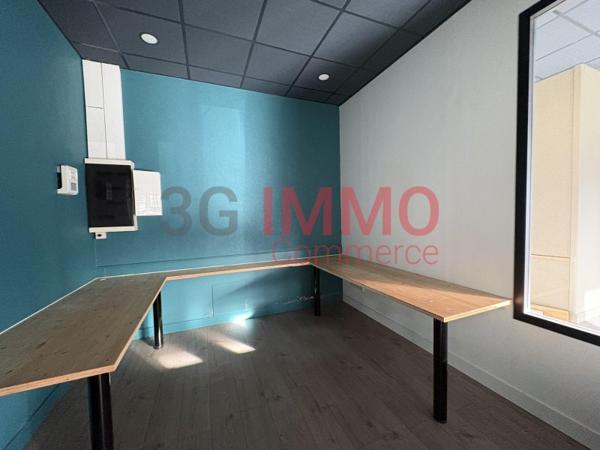 Location / Local Commercial à Bessines (79000)