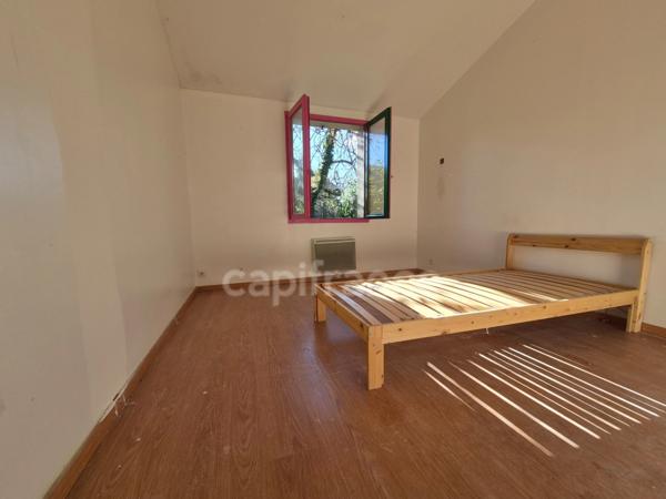 Maison proche centre-ville 188m2, 7 chambres