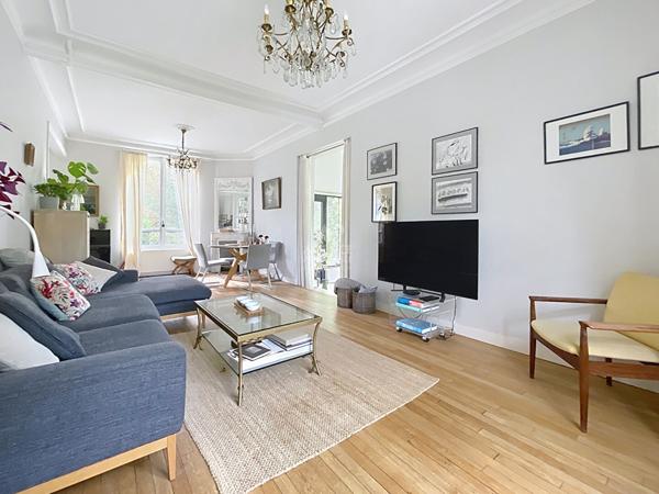 Croissy-sur-Seine Maison 8 pièce(s) location meublée

Loyer €6 500/mois **

- Ref : 150872