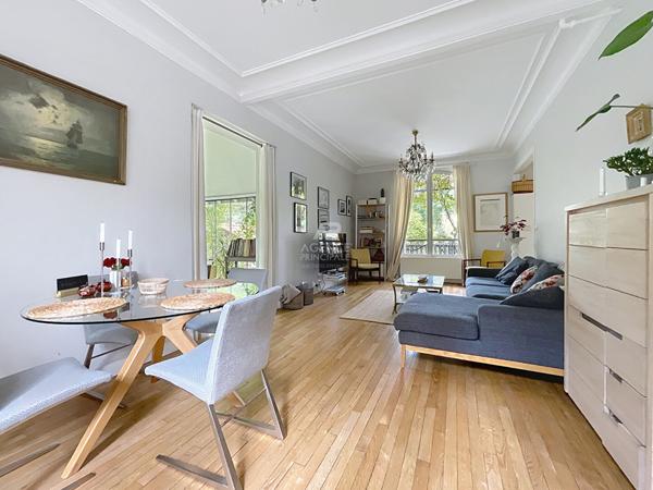 Croissy-sur-Seine Maison 8 pièce(s) location meublée

Loyer €6 500/mois **

- Ref : 150872