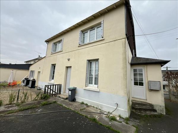 Immeuble à vendre |  Château-Renault |  197 m²